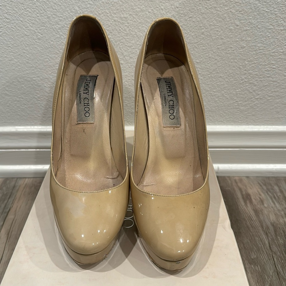 Jimmy Choos nude heel